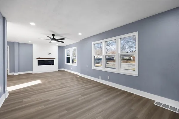 $249,000 | 10230 Oakley Avenue, Kansas City, MO 64137