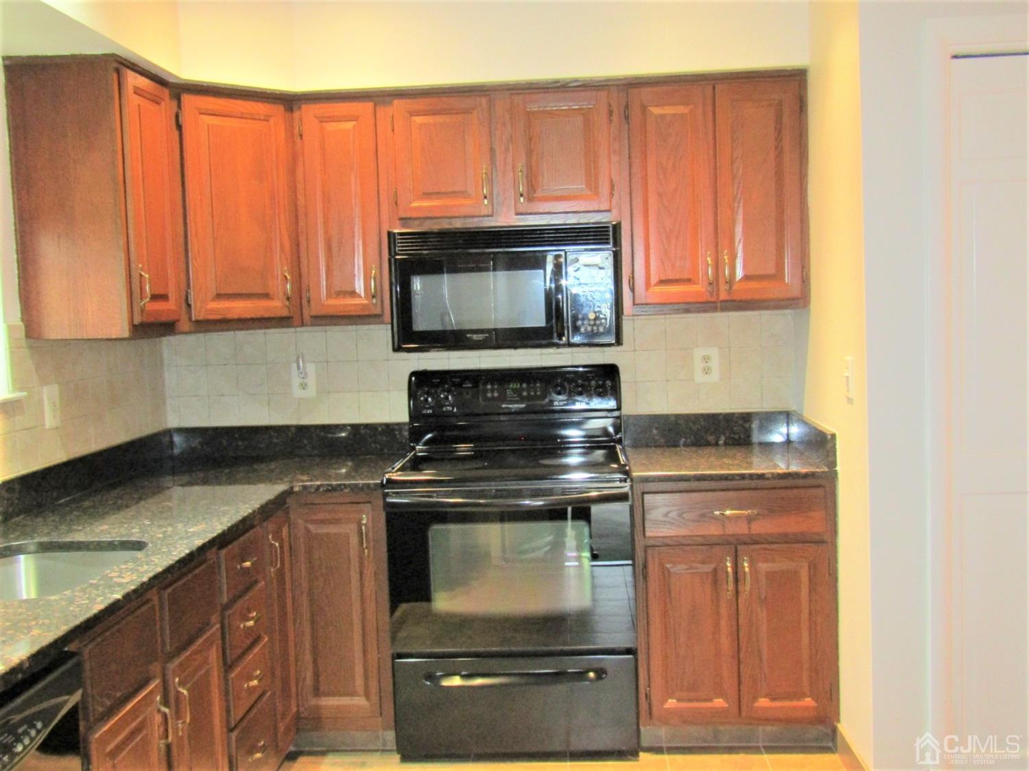 A Prospect Road, Unit 739A Monroe Township, NJ 08831 - Photo 4 of 20 Gallery Image 4
