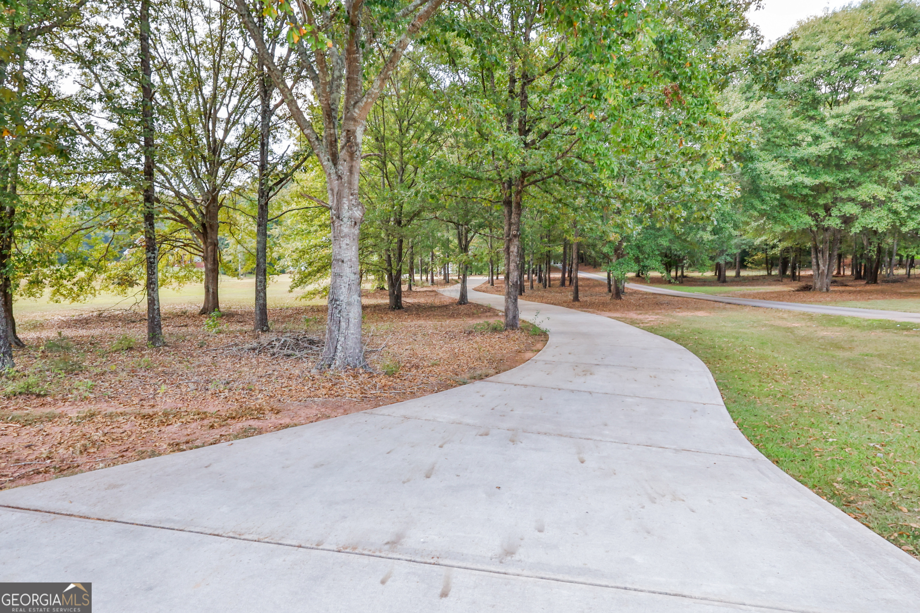 563 Wynn Road McDonough, GA 30252 - Photo 4 of 47 a view of a outdoor space