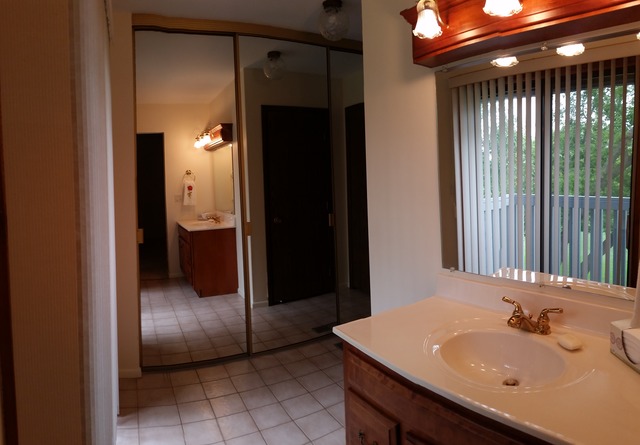 708 Chandler Road Gurnee, IL 60031 - Photo 13 of 15