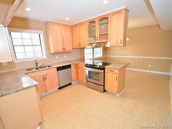 8409 Castlekeep Road Charlotte, NC 28226 - Photo 14 of 19 Gallery Image 14