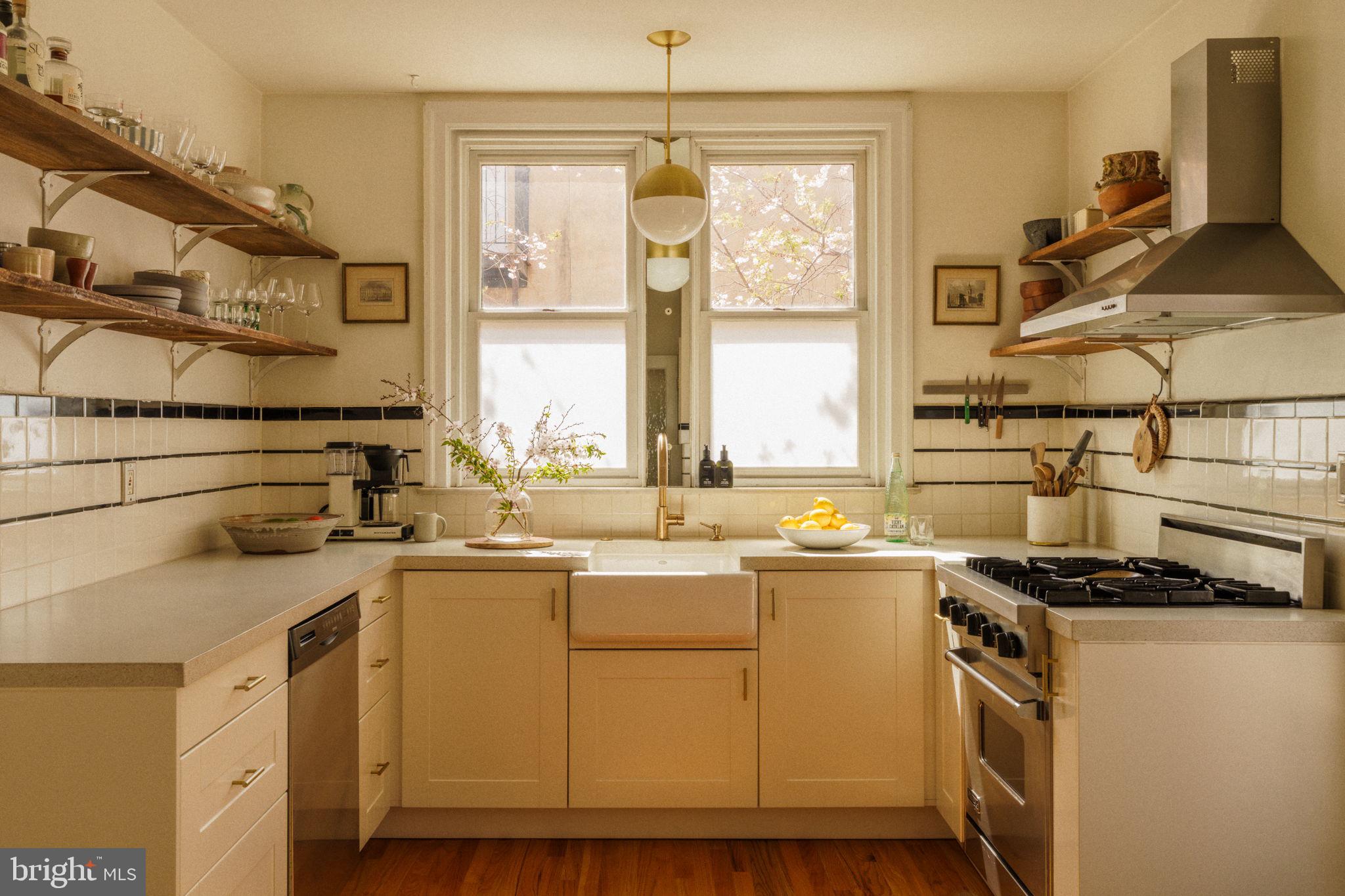 1828 South 9th Street Philadelphia, PA 19148 - Photo 18 of 83