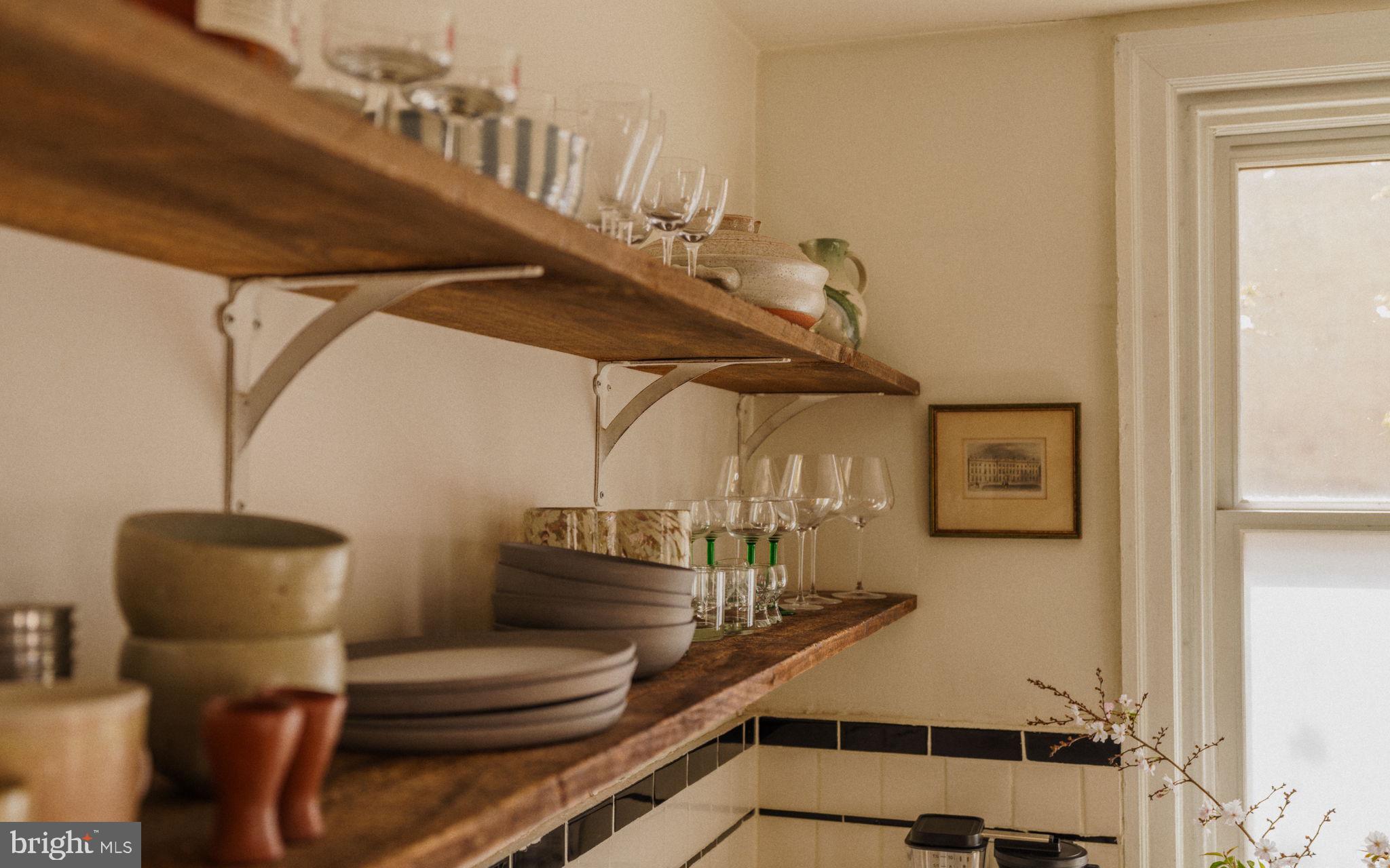 1828 South 9th Street Philadelphia, PA 19148 - Photo 22 of 83 a view of entryway and hall