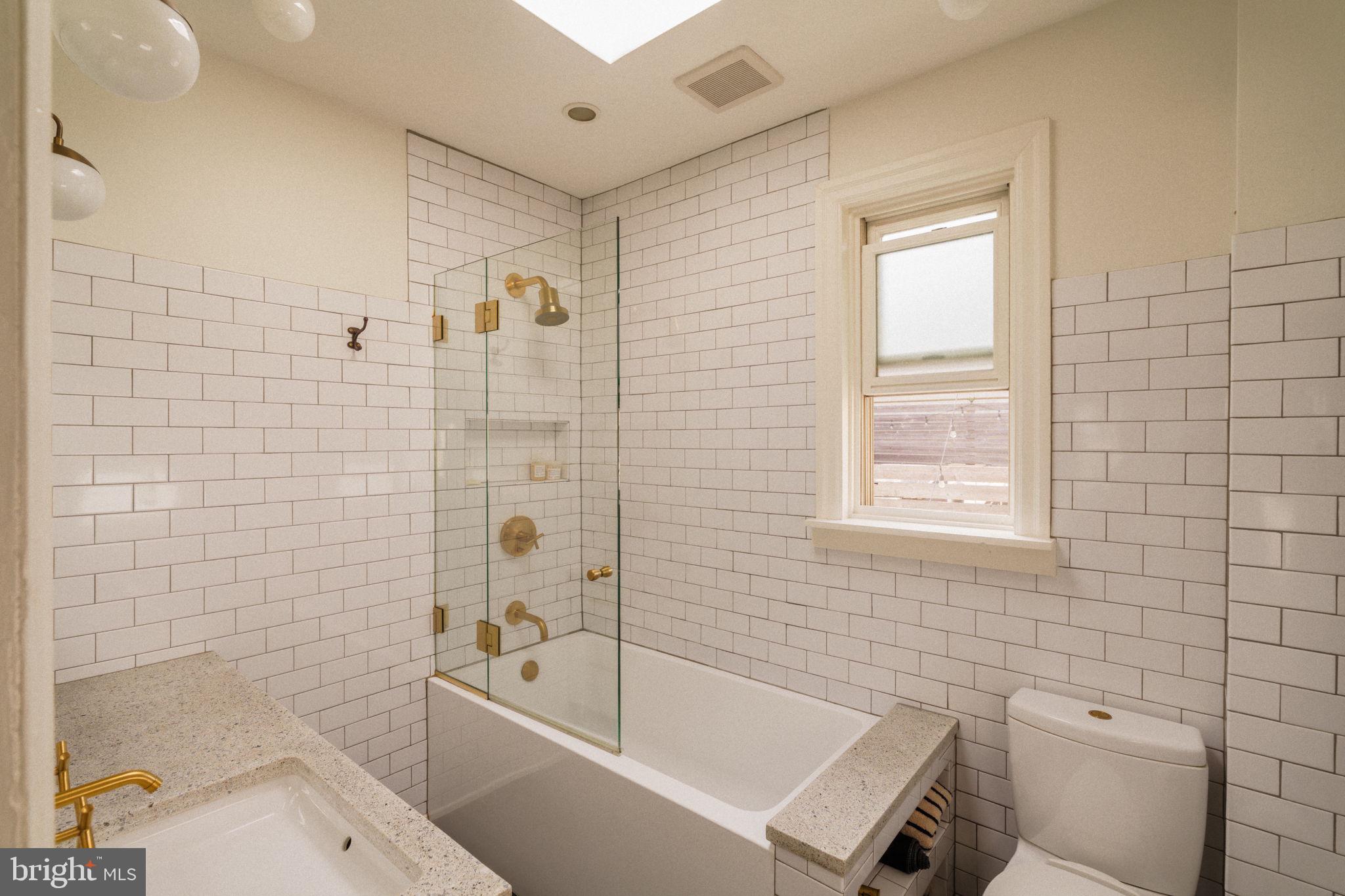 1828 South 9th Street Philadelphia, PA 19148 - Photo 32 of 83