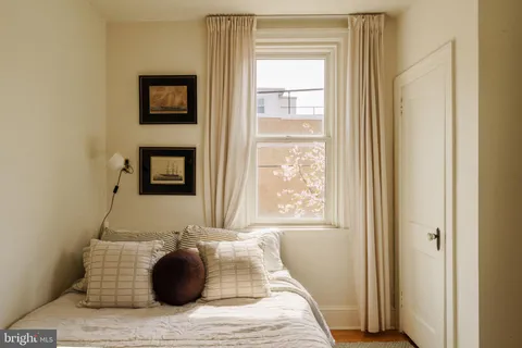 $650,000 | 1828 South 9th Street, Philadelphia, PA 19148