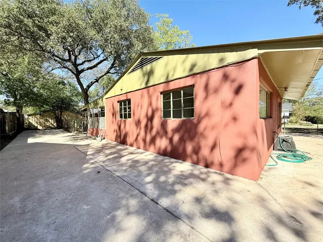 $2,150 | 3702 Werner Avenue, Austin, TX 78722