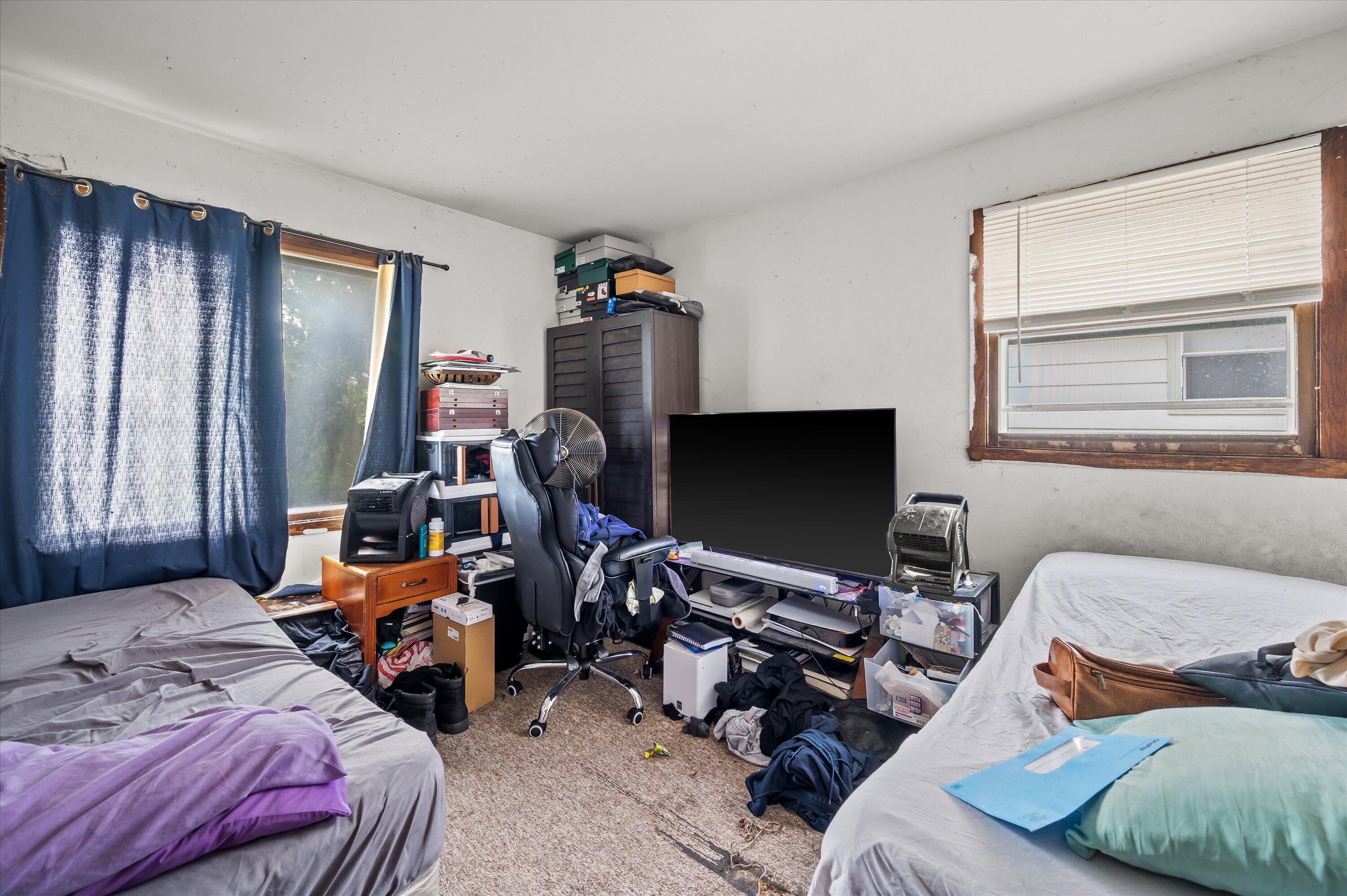 6540 West Mill Road, Unit 6542 Milwaukee, WI 53223 - Photo 14 of 33 6542 Bedroom 3
