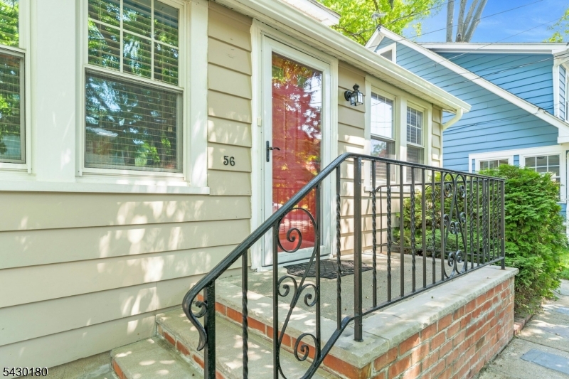 56 Highwood Road Denville, NJ 07834 - Photo 5 of 36