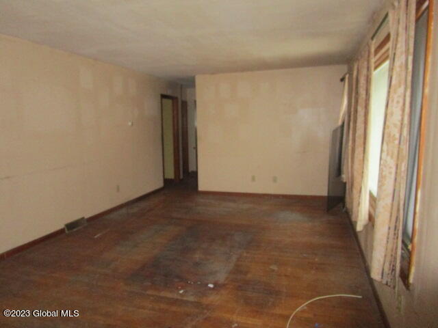 184 Smith Road Perth, NY 12010 - Photo 16 of 43 IMG_0031