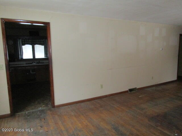 184 Smith Road Perth, NY 12010 - Photo 17 of 43 IMG_0032