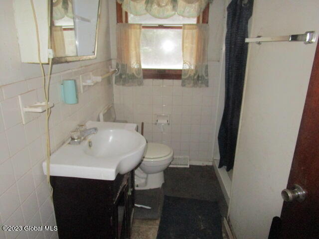 184 Smith Road Perth, NY 12010 - Photo 20 of 43 IMG_0035