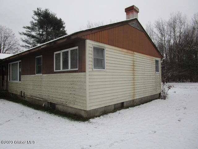 184 Smith Road Perth, NY 12010 - Photo 4 of 43 IMG_0011