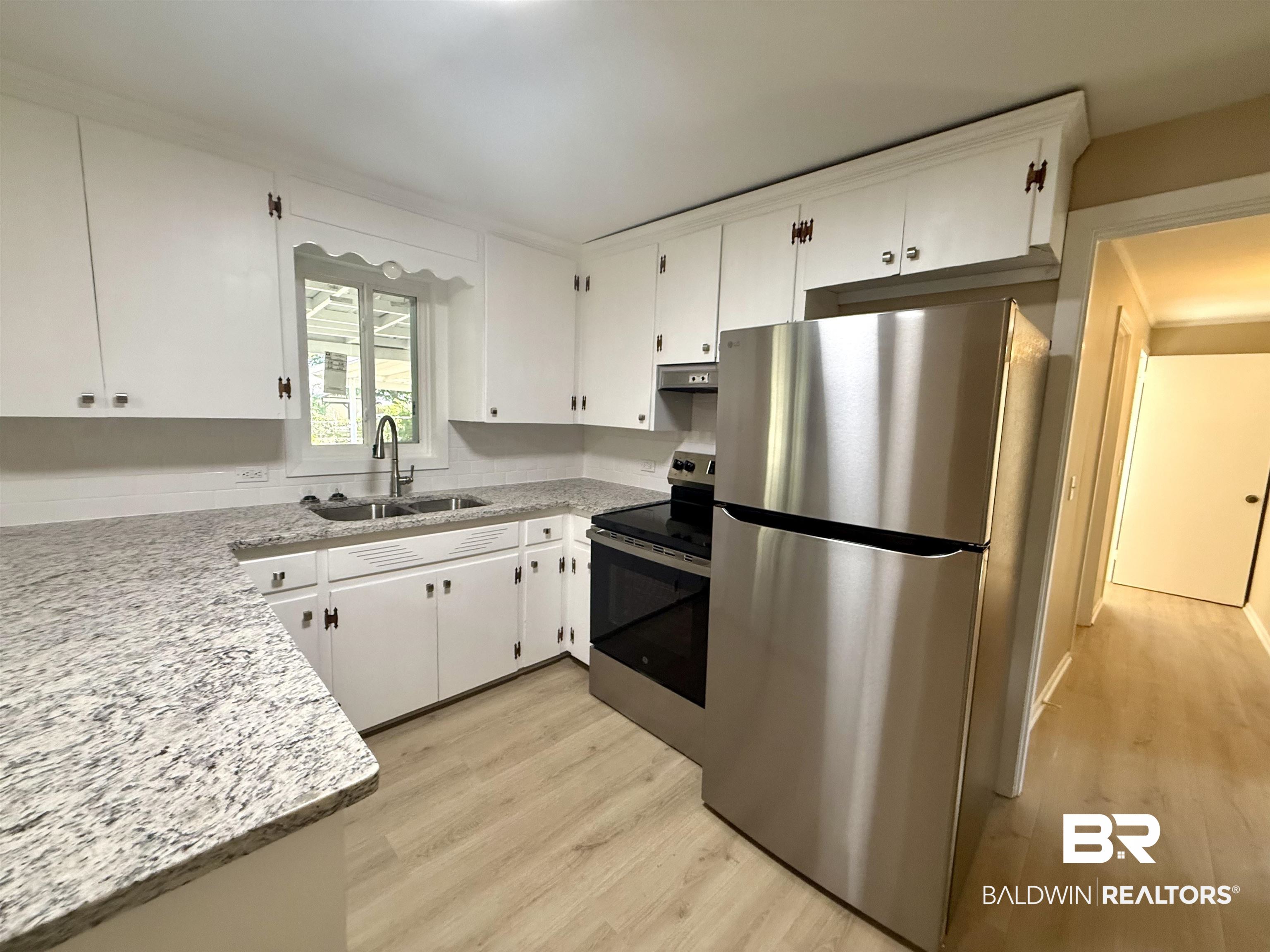 201 South Stuart Street Foley, AL 36535 - Photo 13 of 16