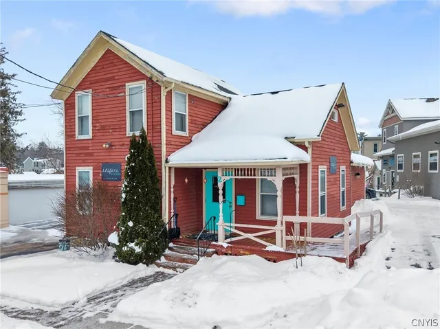 $319,900 | 2 Mechanic Street, Lysander, NY 13027