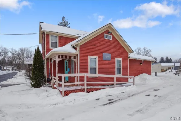 $319,900 | 2 Mechanic Street, Lysander, NY 13027
