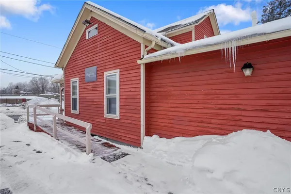 $319,900 | 2 Mechanic Street, Lysander, NY 13027