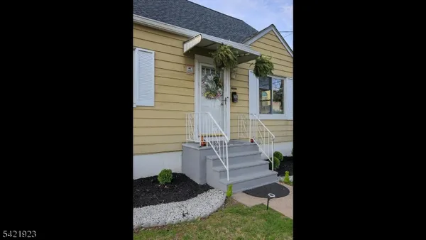 $539,000 | 353 East Grant Avenue, Roselle Park, NJ 07204
