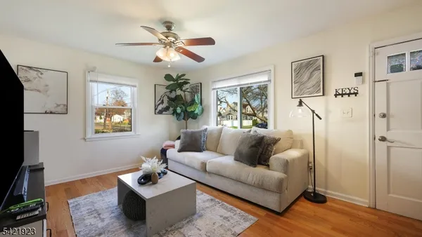 $539,000 | 353 East Grant Avenue, Roselle Park, NJ 07204