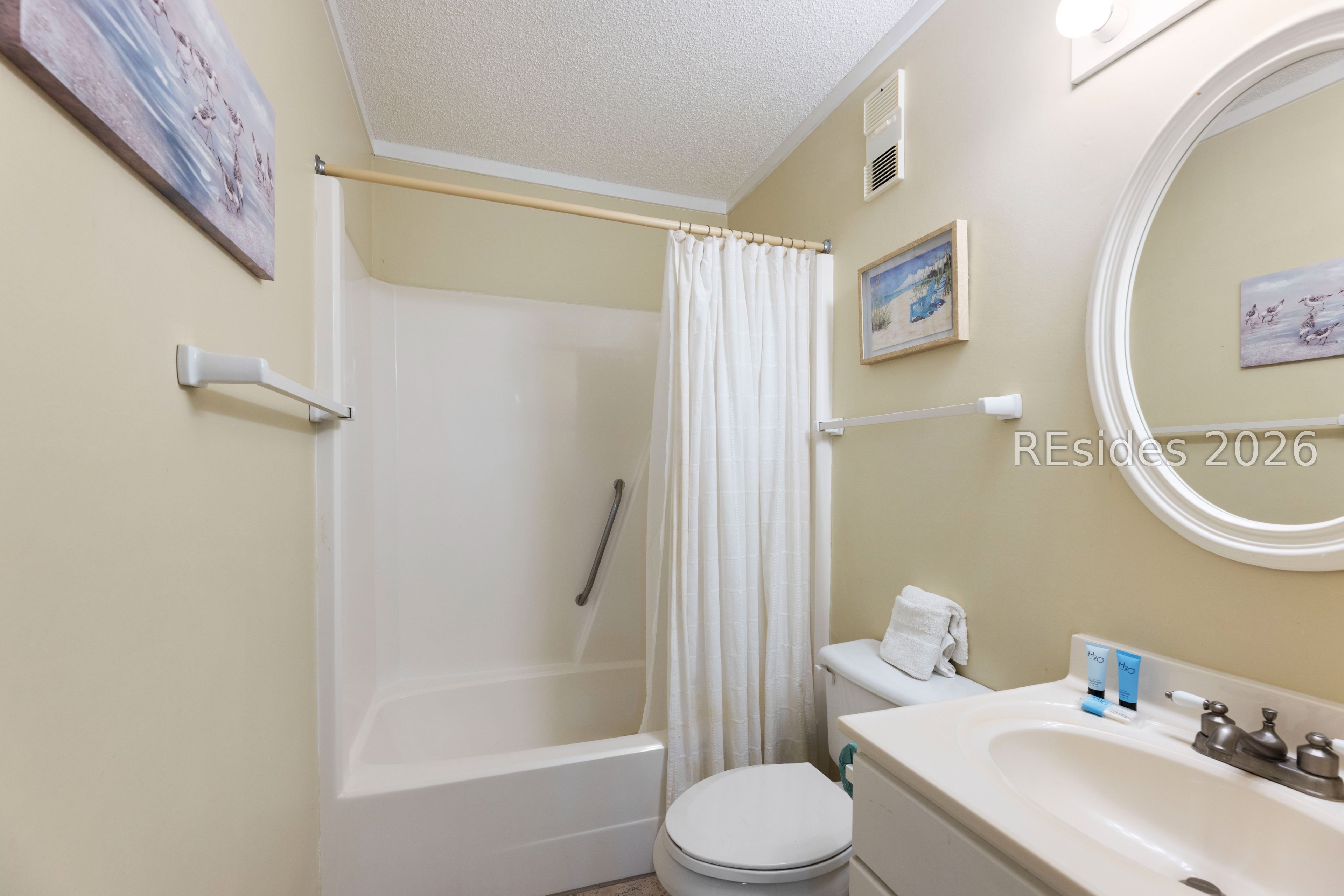 40 Folly Field Road, Unit 330 Hilton Head Island, SC 29928 - Photo 13 of 26