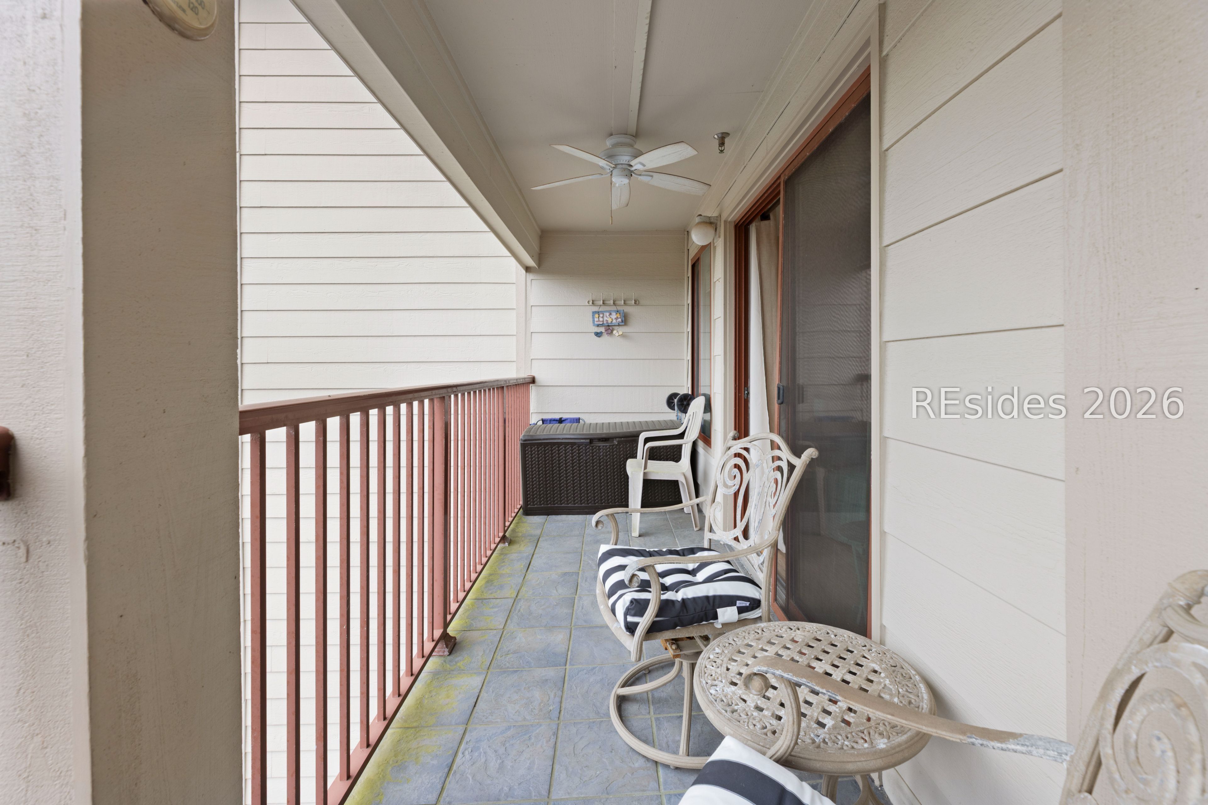 40 Folly Field Road, Unit 330 Hilton Head Island, SC 29928 - Photo 17 of 26