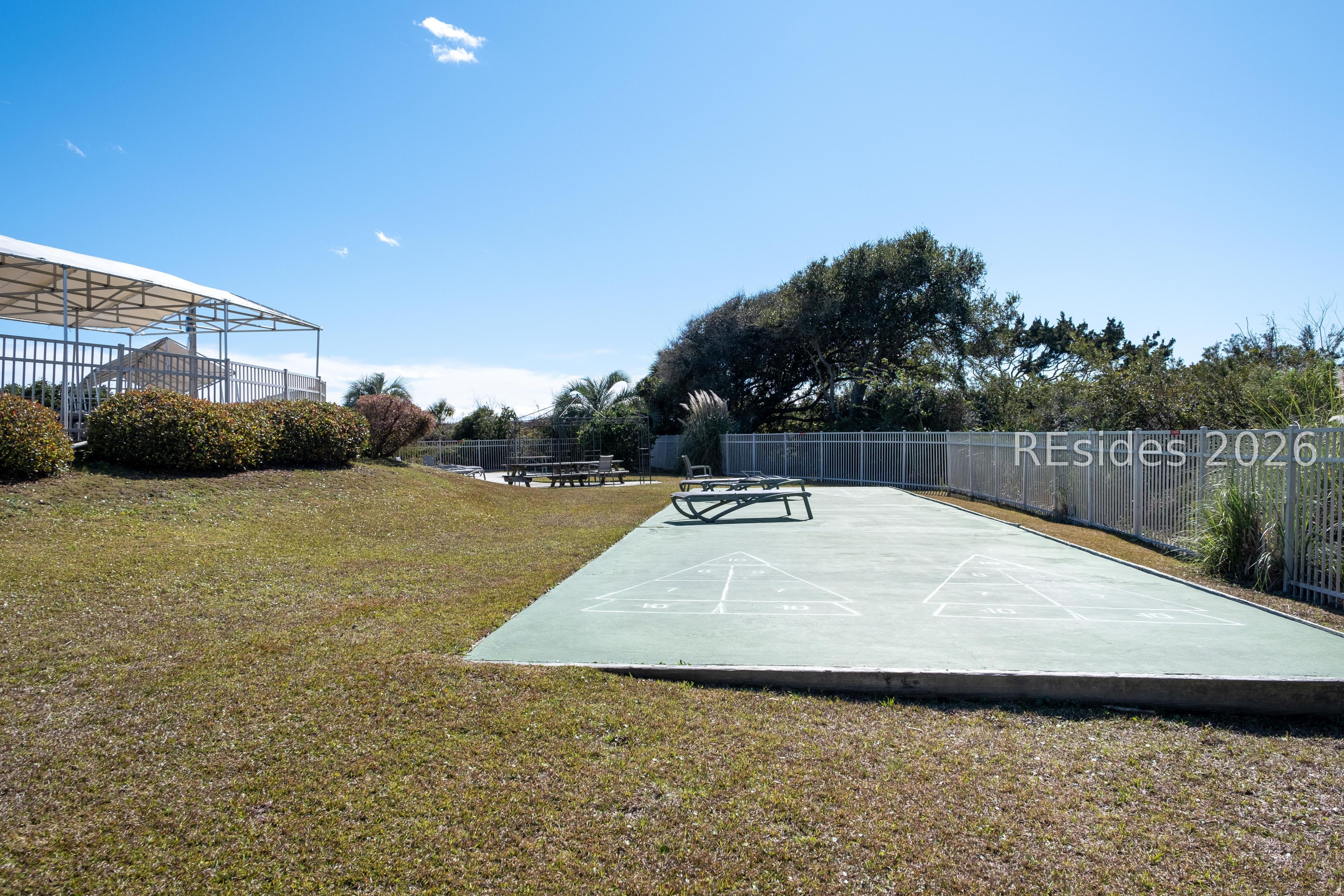 40 Folly Field Road, Unit 330 Hilton Head Island, SC 29928 - Photo 21 of 26