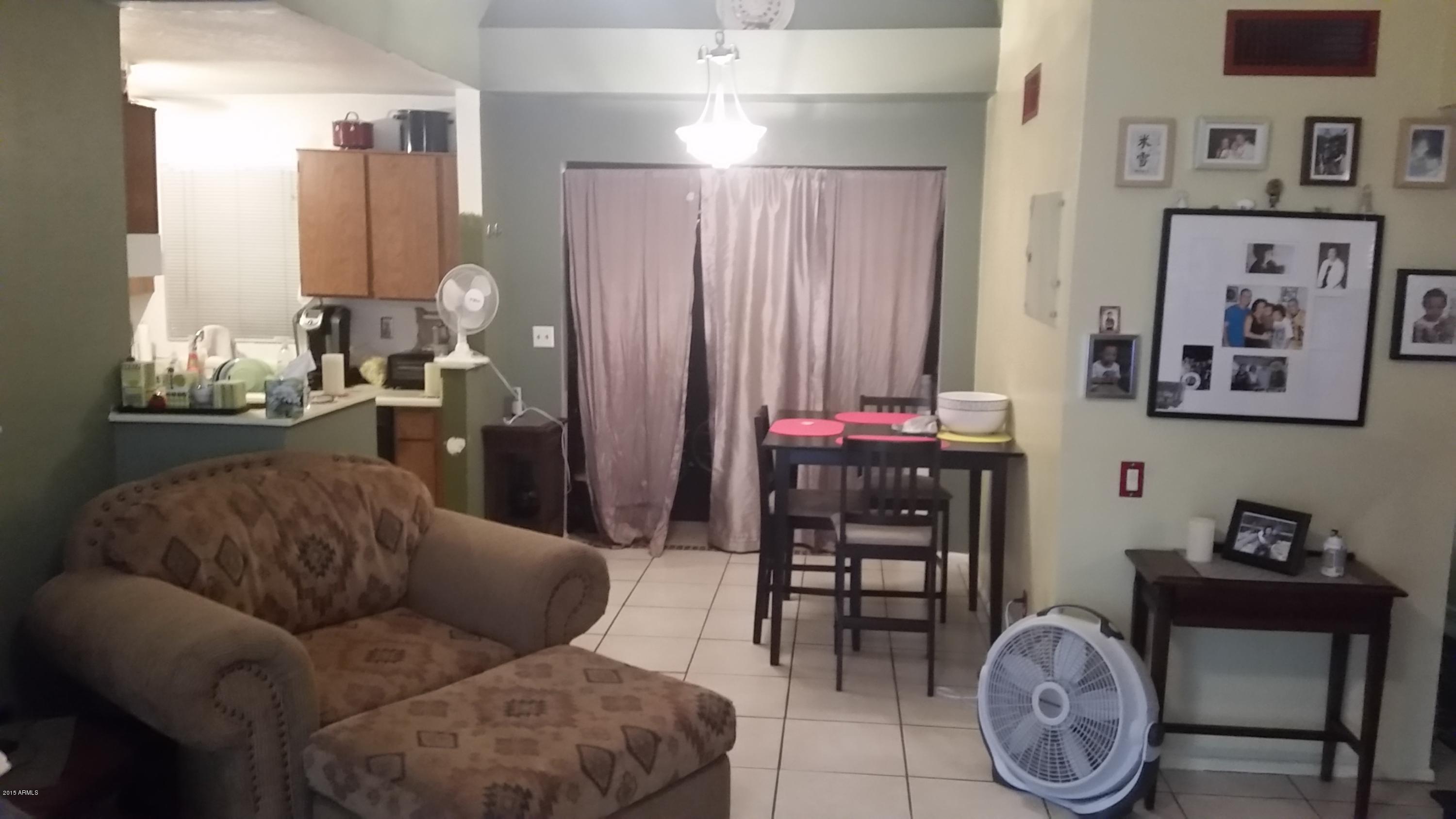 4354 East Carson Road Phoenix, AZ 85042 - Photo 2 of 17 20150724_085251