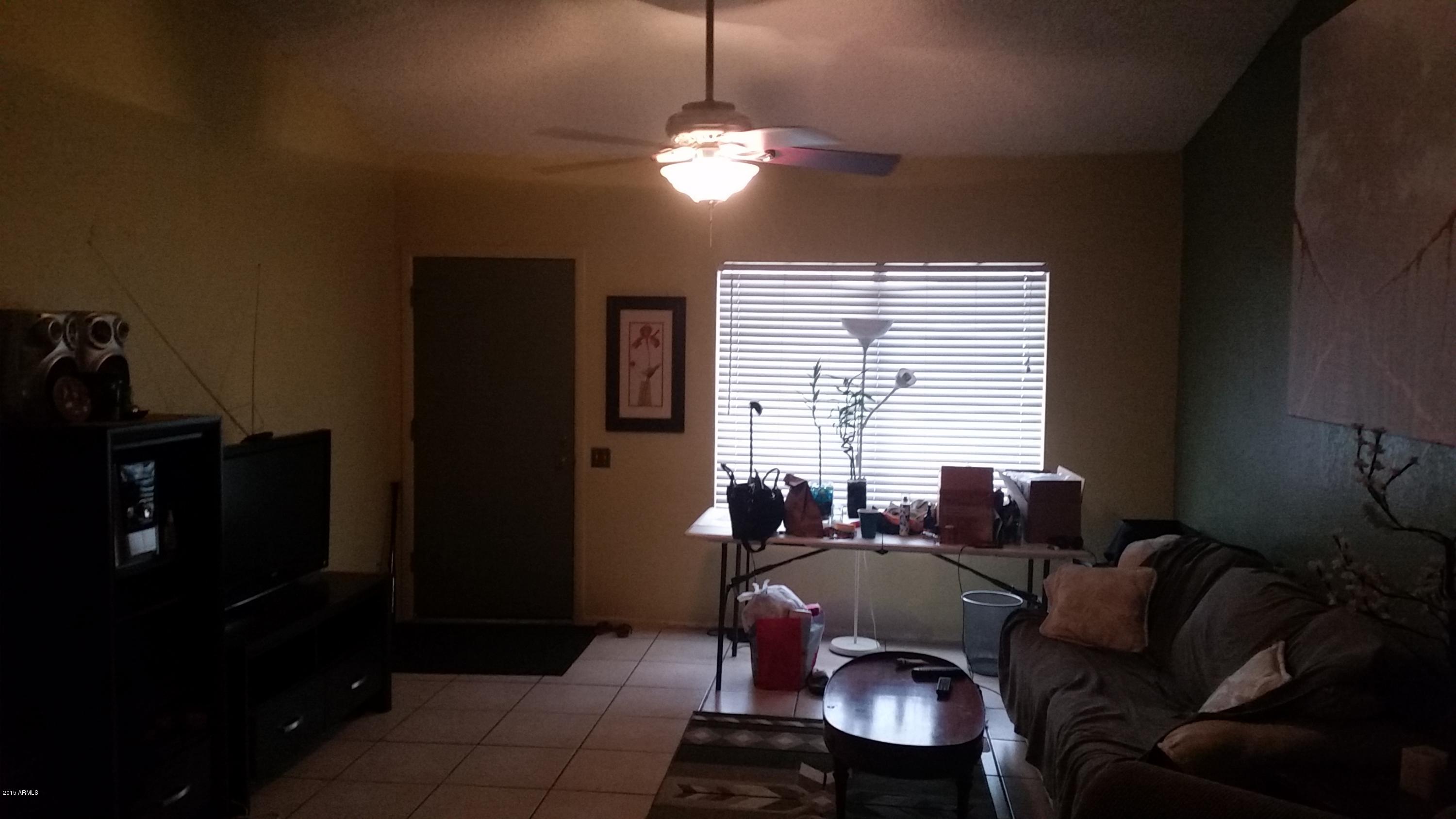 4354 East Carson Road Phoenix, AZ 85042 - Photo 3 of 17 20150724_085122