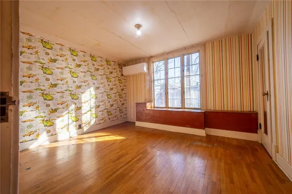 $279,900 | 402 South Market Street, Rock Port, MO 64482