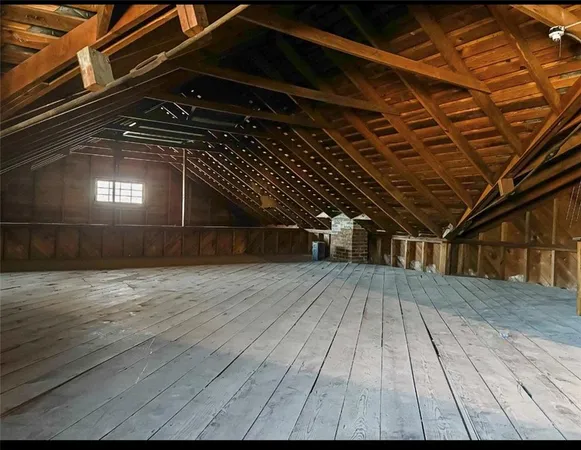 $279,900 | 402 South Market Street, Rock Port, MO 64482