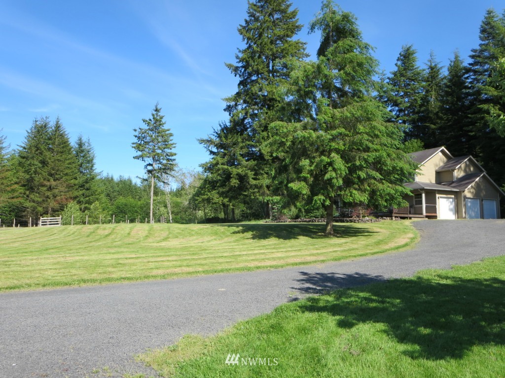 184 Piper Lane Chehalis, WA 98532 - Photo 25 of 25 a view of a house with a big yard