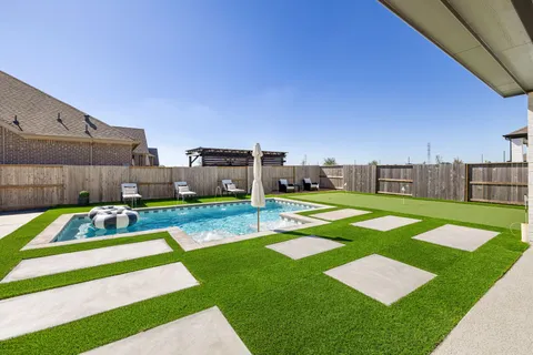 $939,000 | 6807 Mirabeau Lane, Katy, TX 77493