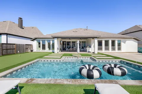 $939,000 | 6807 Mirabeau Lane, Katy, TX 77493