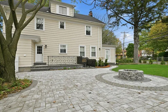 $1,599,000 | 85 Violet Avenue, Floral Park, NY 11001