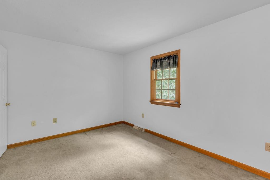 783 Reno Street Rochester, PA 15074 - Photo 28 of 46 4th bedroom is also a nice size.
