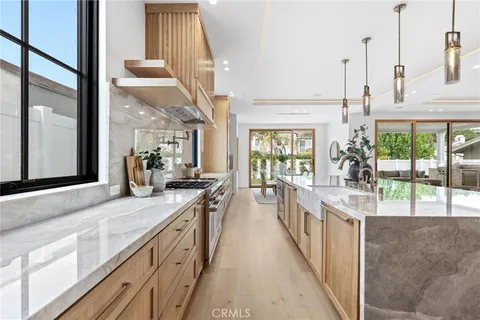 $4,995,000 | 1721 2nd Street, Manhattan Beach, CA 90266