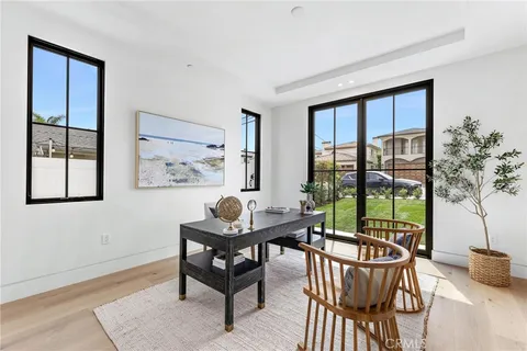 $4,995,000 | 1721 2nd Street, Manhattan Beach, CA 90266