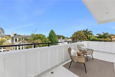 $4,995,000 | 1721 2nd Street, Manhattan Beach, CA 90266