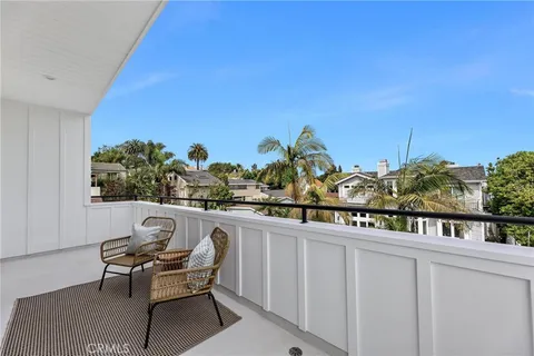 $4,995,000 | 1721 2nd Street, Manhattan Beach, CA 90266