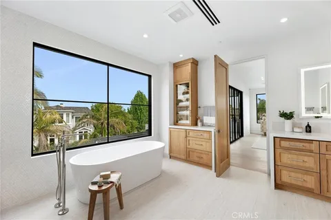 $4,995,000 | 1721 2nd Street, Manhattan Beach, CA 90266