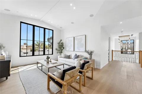 $4,995,000 | 1721 2nd Street, Manhattan Beach, CA 90266