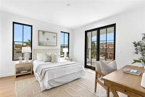 $4,995,000 | 1721 2nd Street, Manhattan Beach, CA 90266