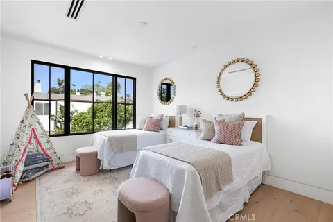 $4,995,000 | 1721 2nd Street, Manhattan Beach, CA 90266