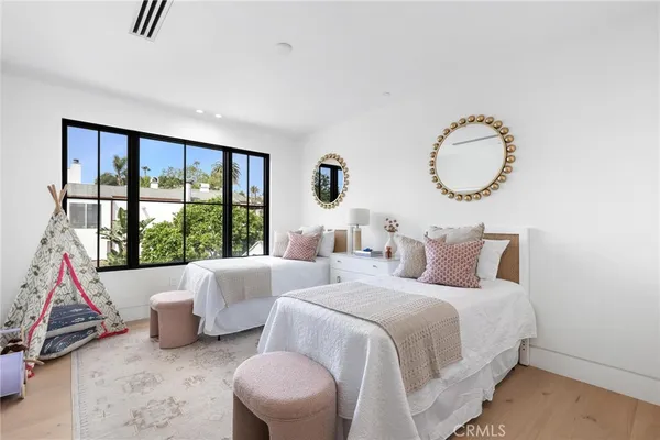 $4,995,000 | 1721 2nd Street, Manhattan Beach, CA 90266