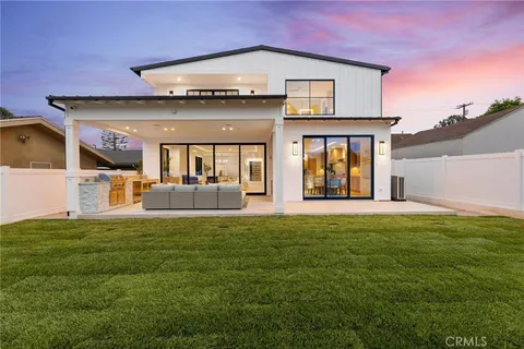 $4,995,000 | 1721 2nd Street, Manhattan Beach, CA 90266