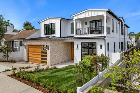 $4,995,000 | 1721 2nd Street, Manhattan Beach, CA 90266