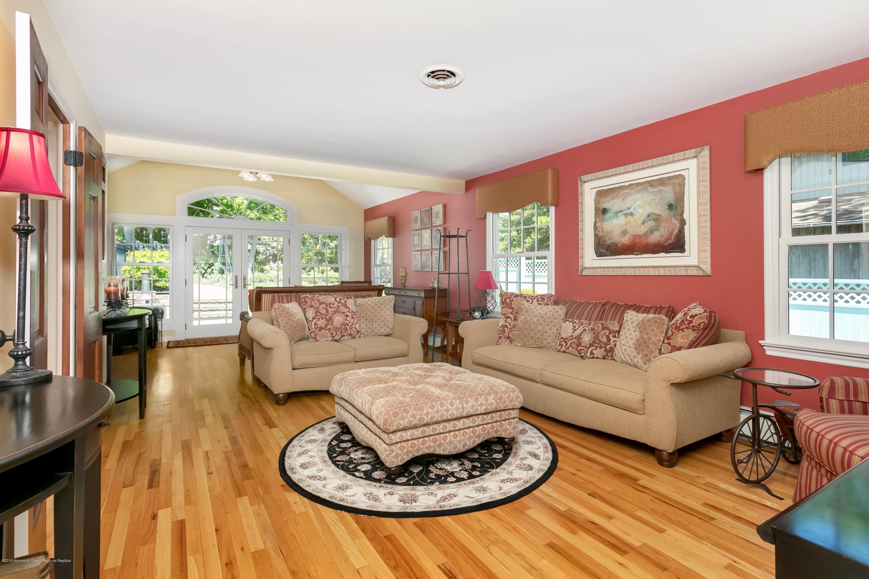 642 Valley Road Brielle, NJ 08730 - Photo 11 of 40 Family room