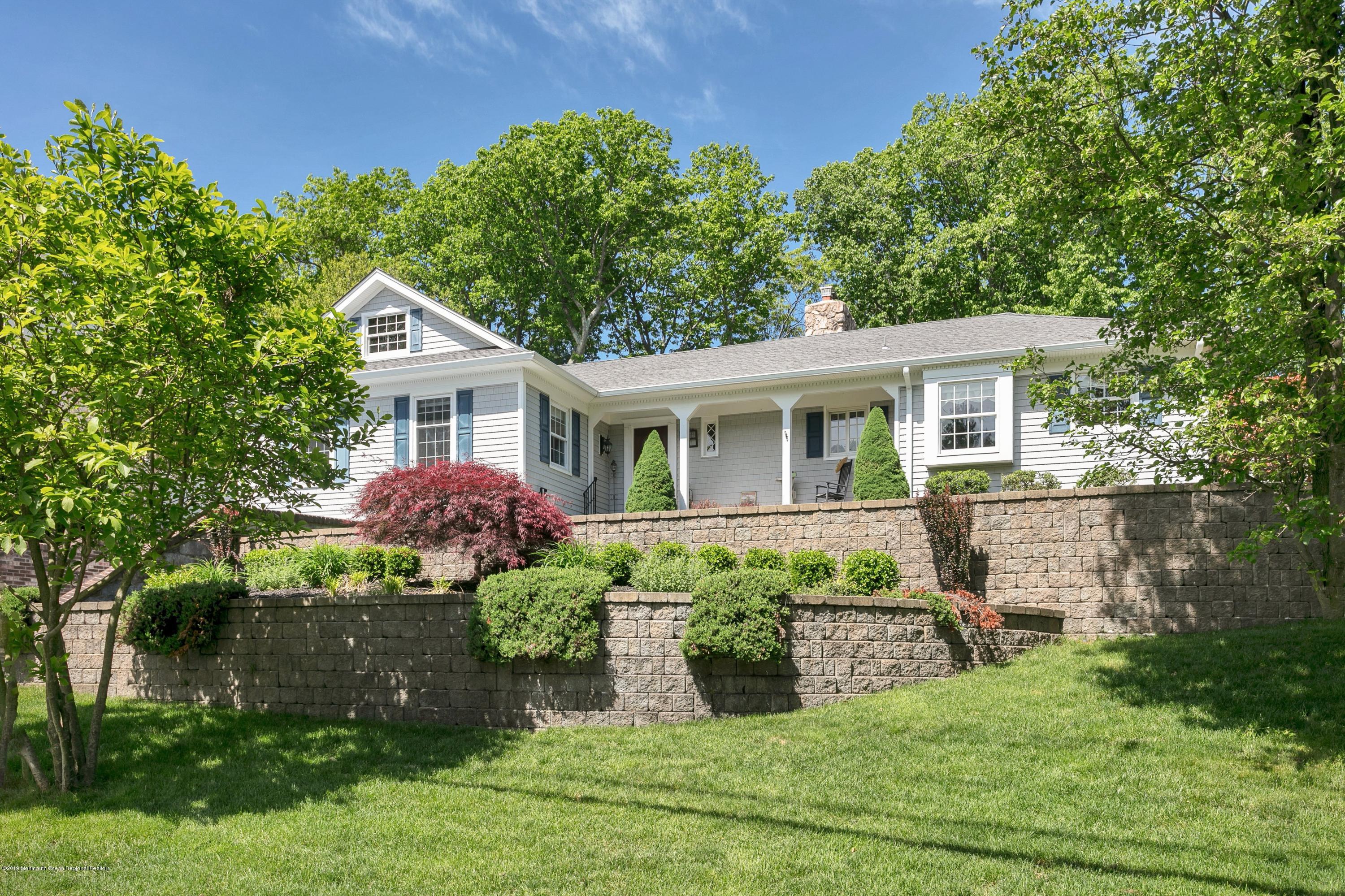642 Valley Road Brielle, NJ 08730 - Photo 3 of 40 Front