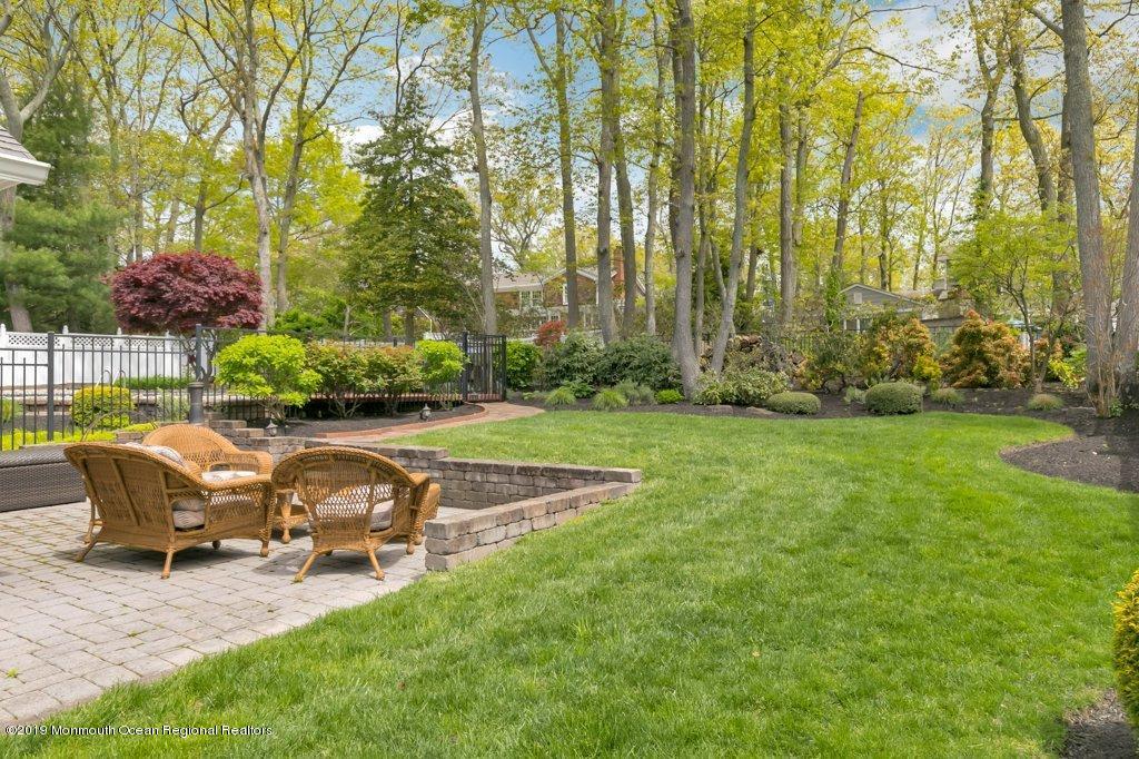 642 Valley Road Brielle, NJ 08730 - Photo 32 of 40 042-1F8A3771_m