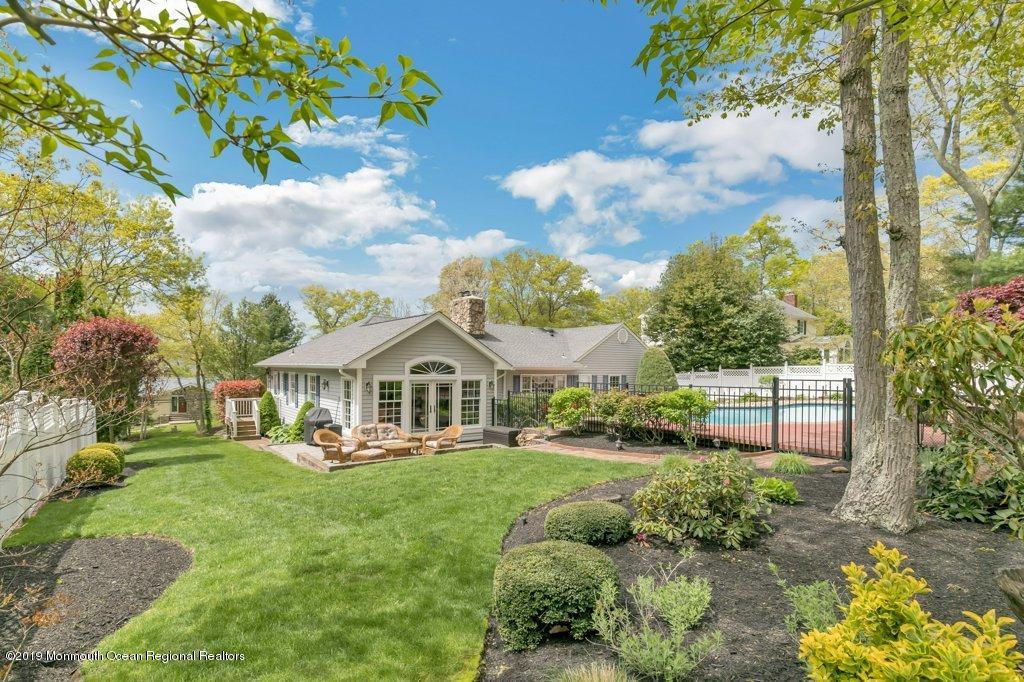 642 Valley Road Brielle, NJ 08730 - Photo 34 of 40 039-1F8A3766_m