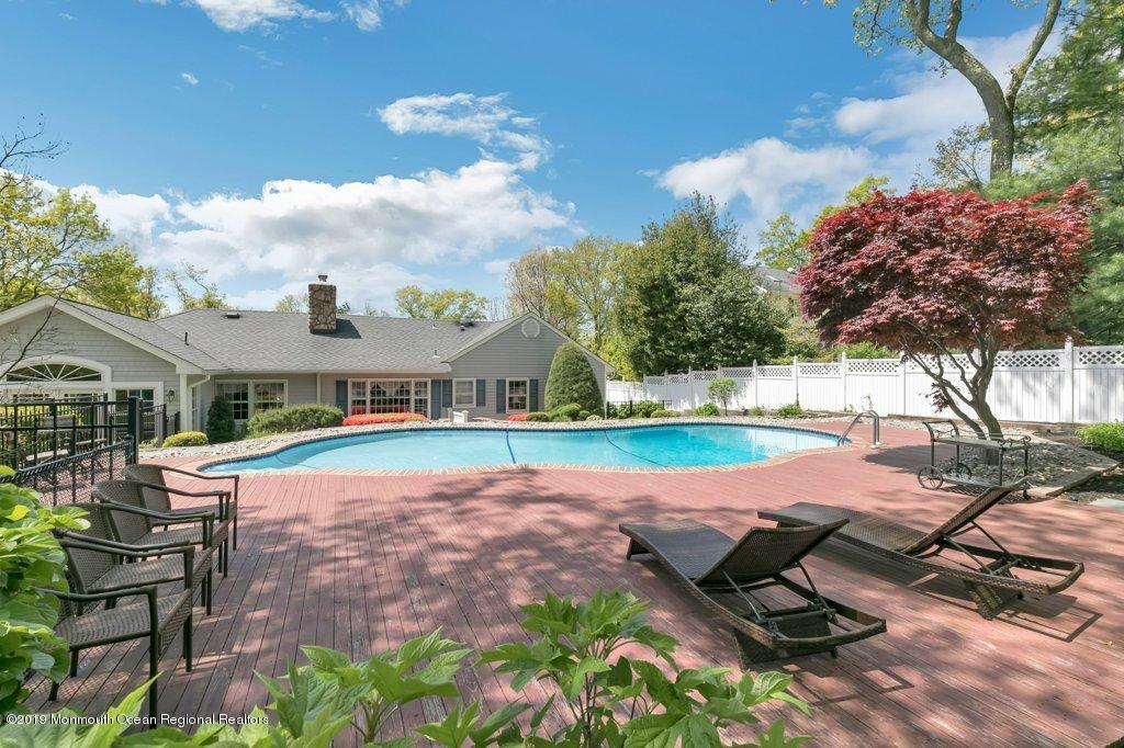642 Valley Road Brielle, NJ 08730 - Photo 36 of 40 046-1F8A3783_m